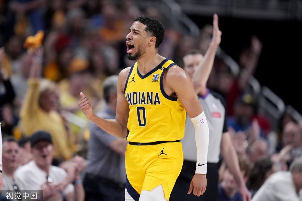 也让中国足 也让中国足