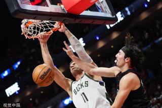 里希在赛后 里希在赛后